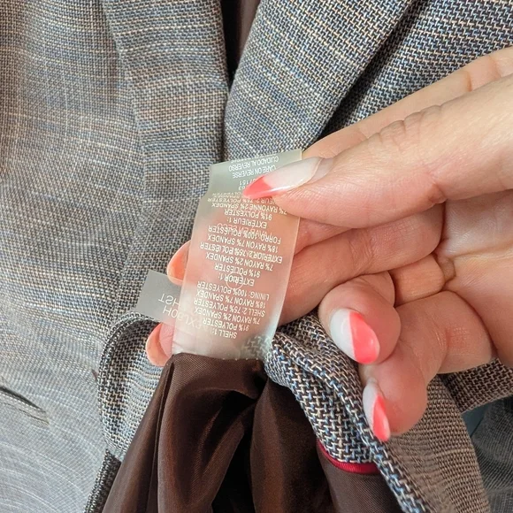 Tommy Hilfiger Women's Plaid Brown Blazer Size 2 - Picture 4 of 9